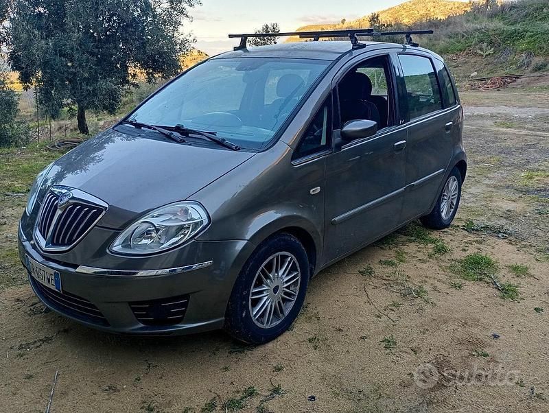 Usata Lancia Musa 90 CV (66 kW) 2008 Monovolume