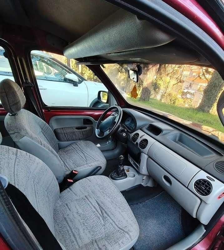 Usata Renault Kangoo 58 CV (42 kW) 2001 Monovolume
