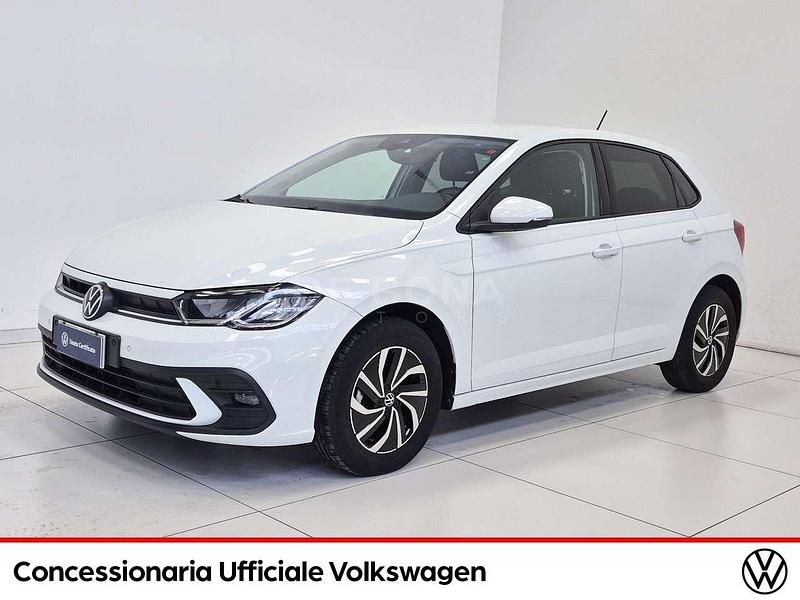 Usata VW Polo Life 95 CV (69 kW) 2023 Bianco Utilitaria