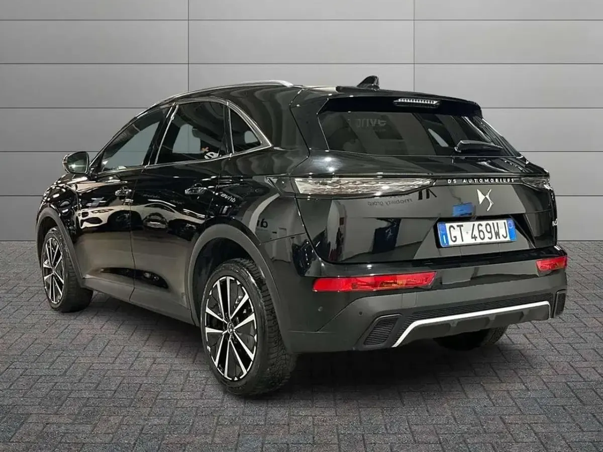 Usata DS Automobiles DS7 Crossback Rivoli 131 CV (96 kW) 2024 Nero SUV
