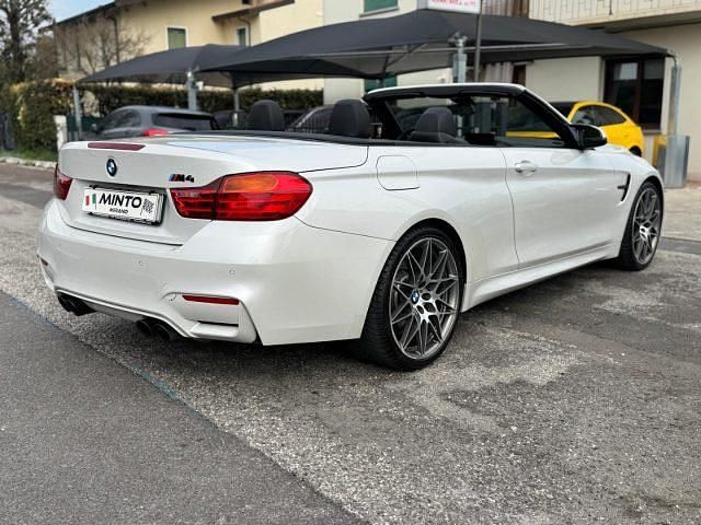 Usata BMW M4 Cabriolet Efficient Dynamics 450 CV (330 kW) 2017 Bianco Cabrio
