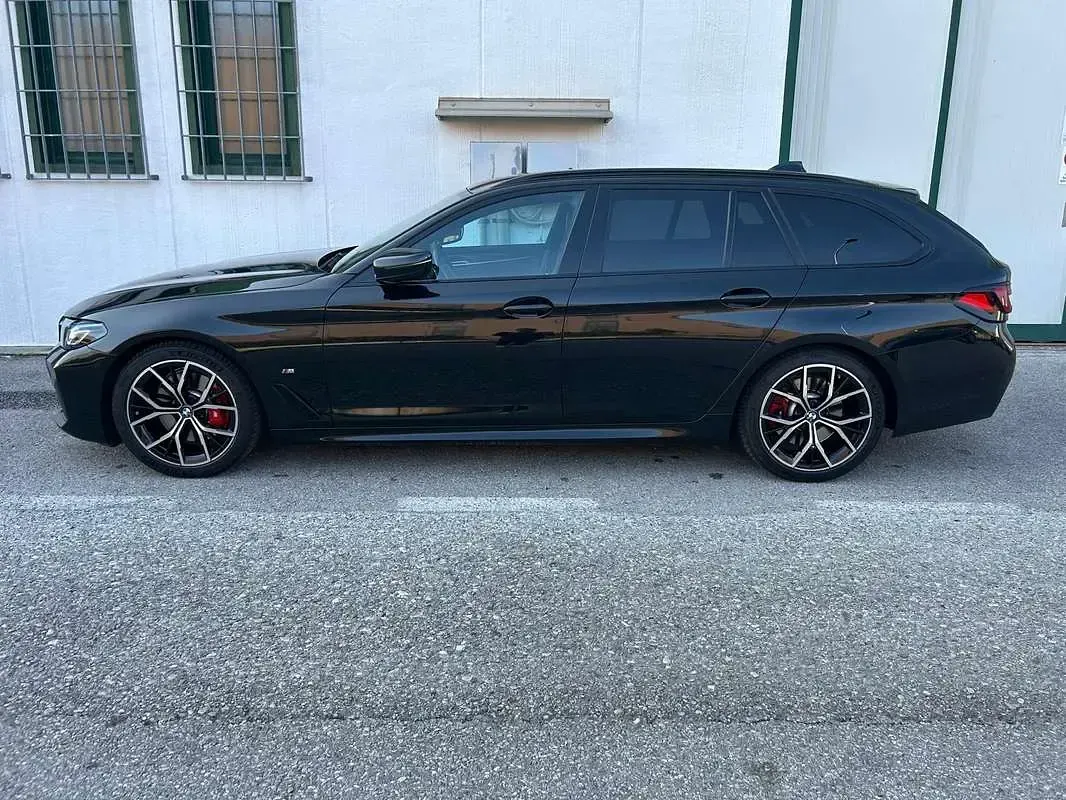 Usata BMW 520 M Sport 190 CV (139 kW) 2023 Nero Berlina