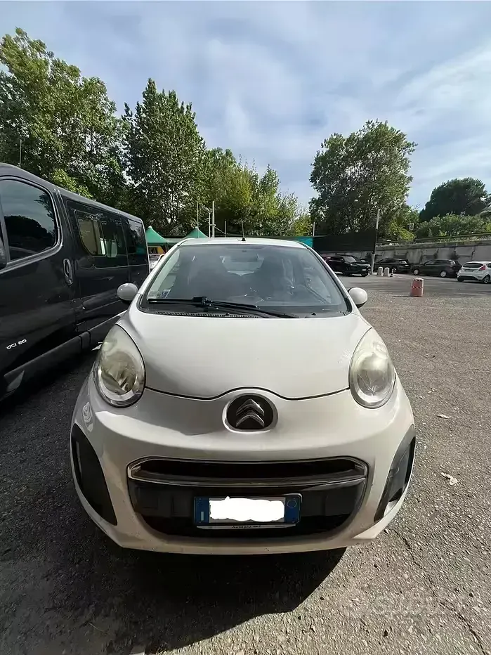 Usata Citroën C1 Attraction 68 CV (50 kW) 2014 Bianco Utilitaria