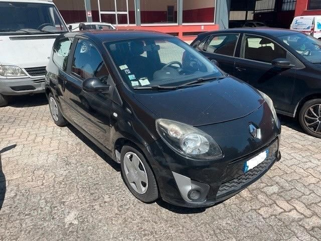 Usato 2008 Renault Twingo 1.1 Benzin 58 CV (3.250 €)