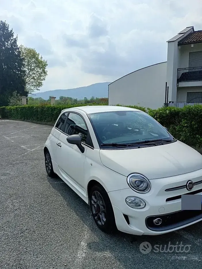 Usata Fiat 500 95 CV (69 kW) 2018 Bianco Berlina