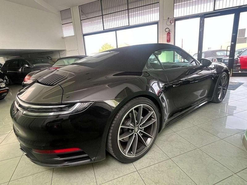 Usata Porsche 911 Carrera Cabriolet 385 CV (283 kW) 2021 Nero Cabrio
