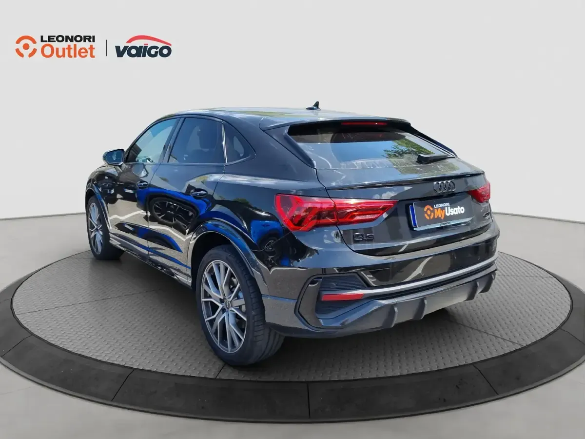 Usata Audi Q3 Sportback S-Line 261 CV (191 kW) 2025 Nero SUV