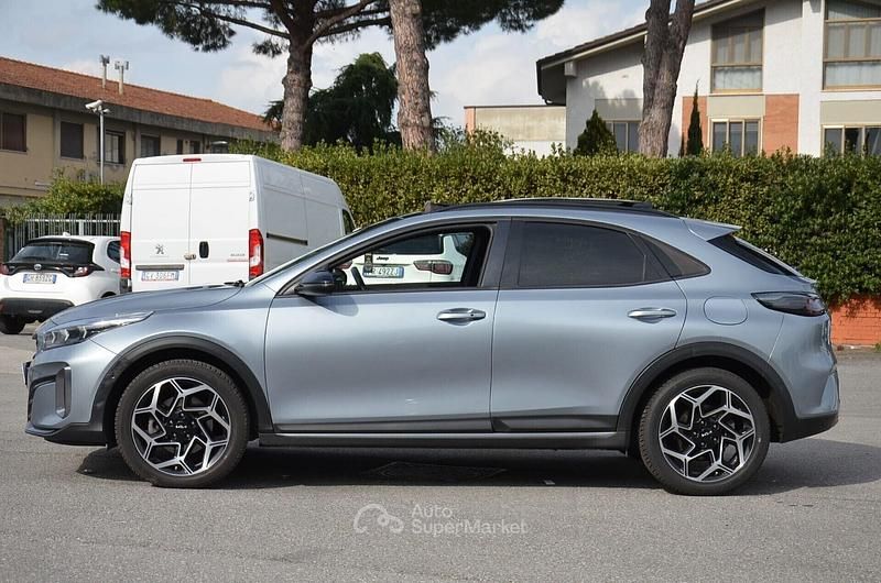 Usata Kia XCeed GT-Line 136 CV (100 kW) 2023 Silver lunar SUV