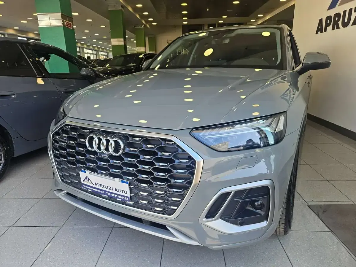 Usata Audi Q5 Sportback S-Line 204 CV (150 kW) 2022 Grigio SUV
