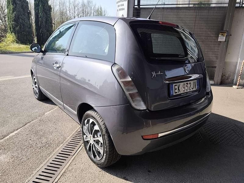 Usata Lancia Ypsilon 69 CV (50 kW) 2011 Other Utilitaria