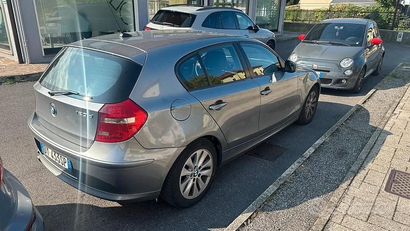 Usata BMW 120 177 CV (130 kW) 2009 Utilitaria