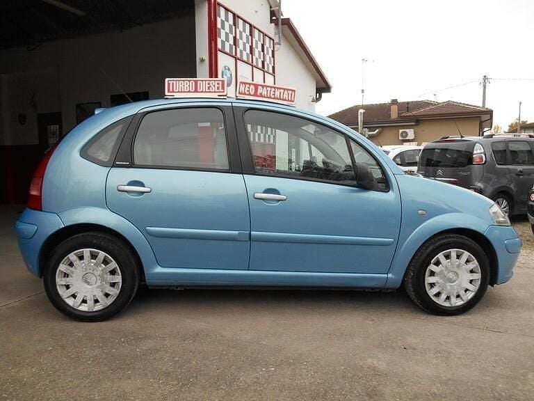 Usata Citroën C3 70 CV (51 kW) 2004 Blu Berlina