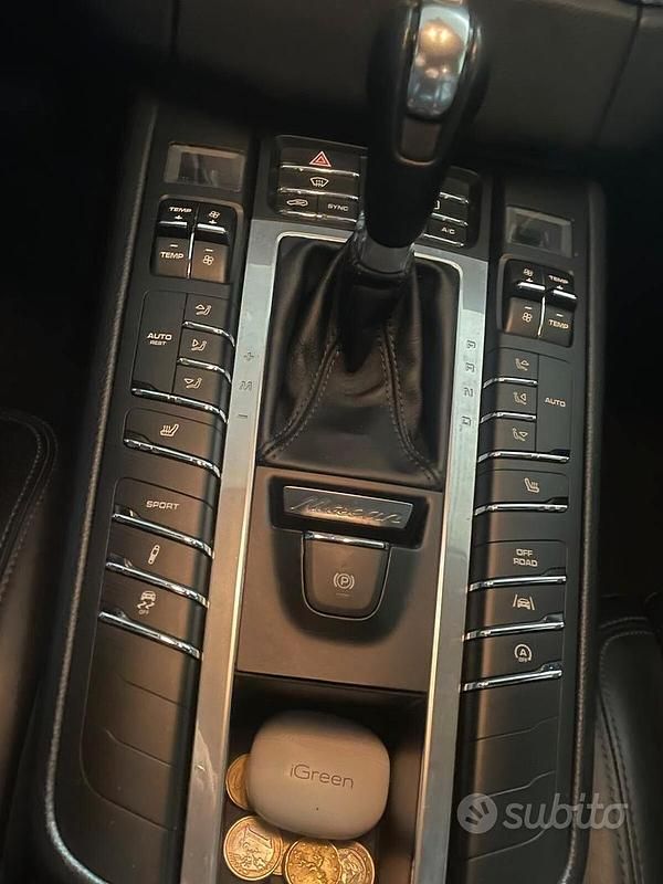 Usata Porsche Macan 250 CV (183 kW) 2017 Nero SUV