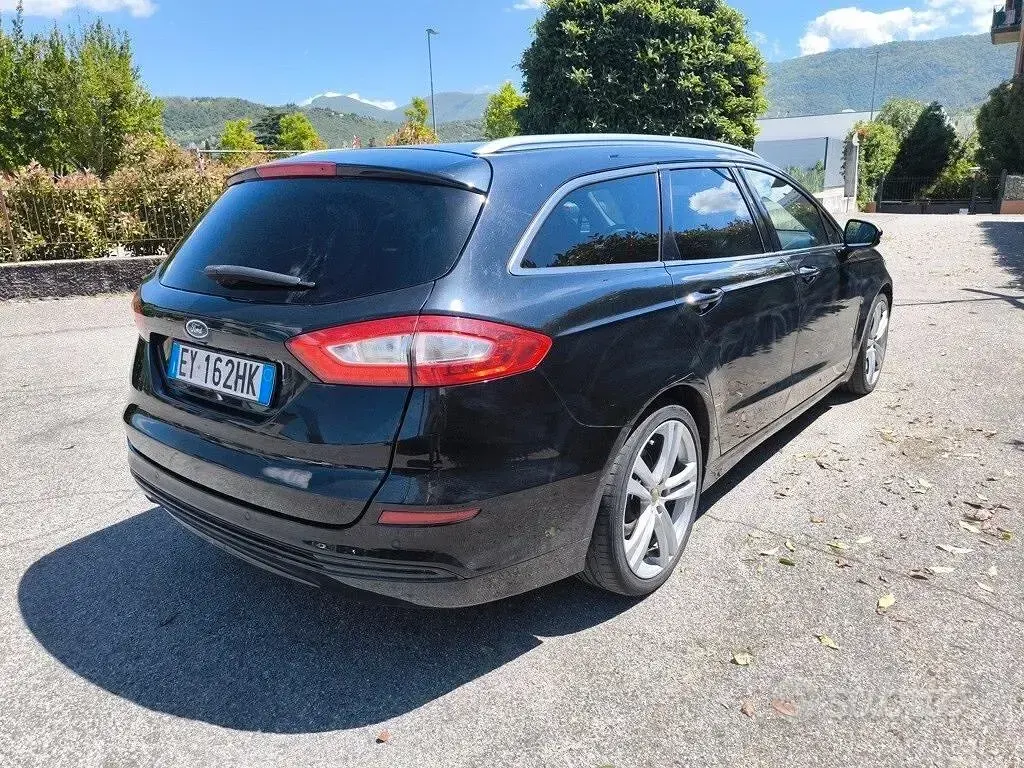 Usata Ford Mondeo Titanium 120 CV (88 kW) 2015 Nero Station wagon
