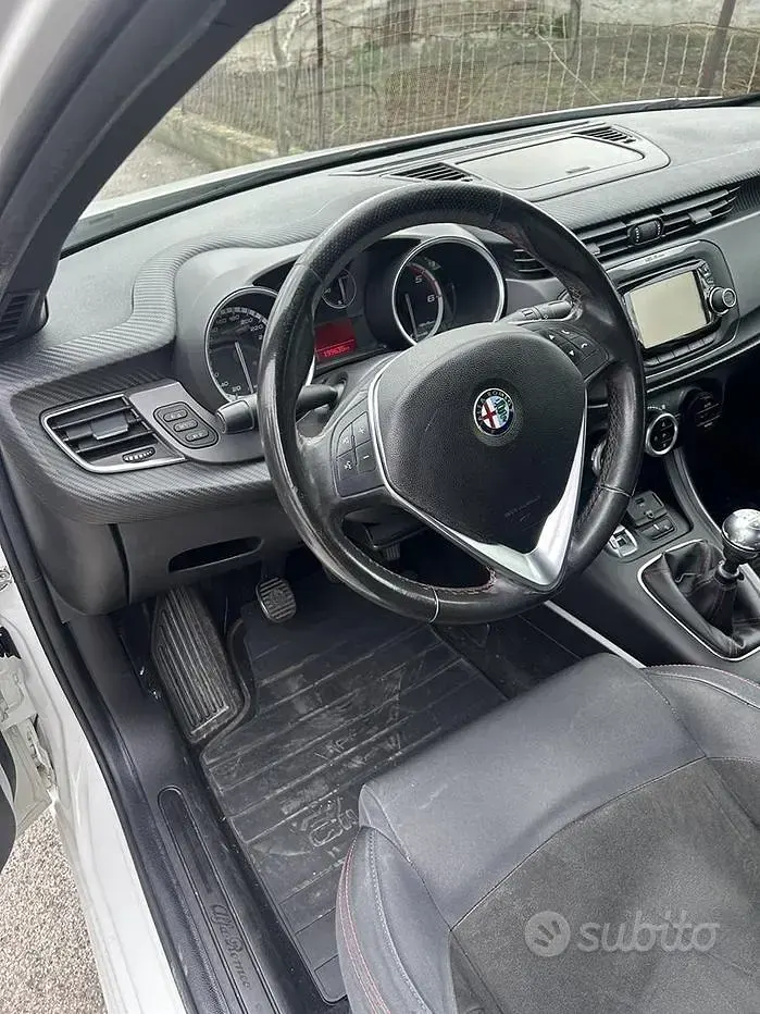 Usata Alfa Romeo Giulietta Sprint 2015 Utilitaria
