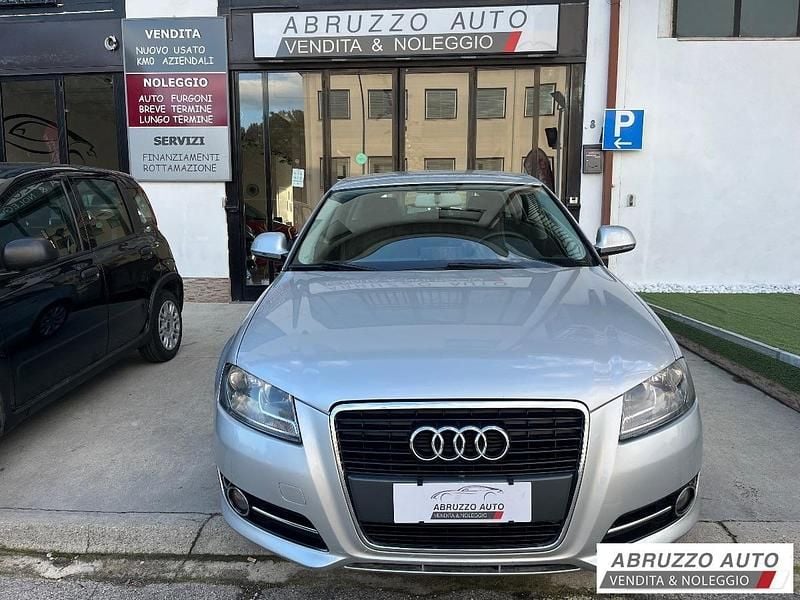 Usata Audi A3 Attraction 103 CV (75 kW) 2009 Grigio Utilitaria