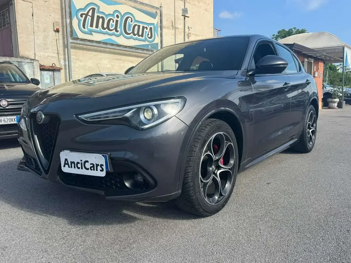 Usata Alfa Romeo Stelvio Veloce 209 CV (153 kW) 2020 Grigio SUV