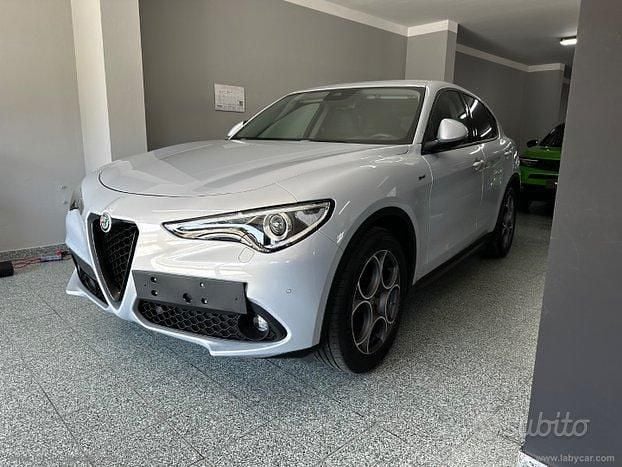 Usata Alfa Romeo Stelvio 190 CV (139 kW) 2021 SUV