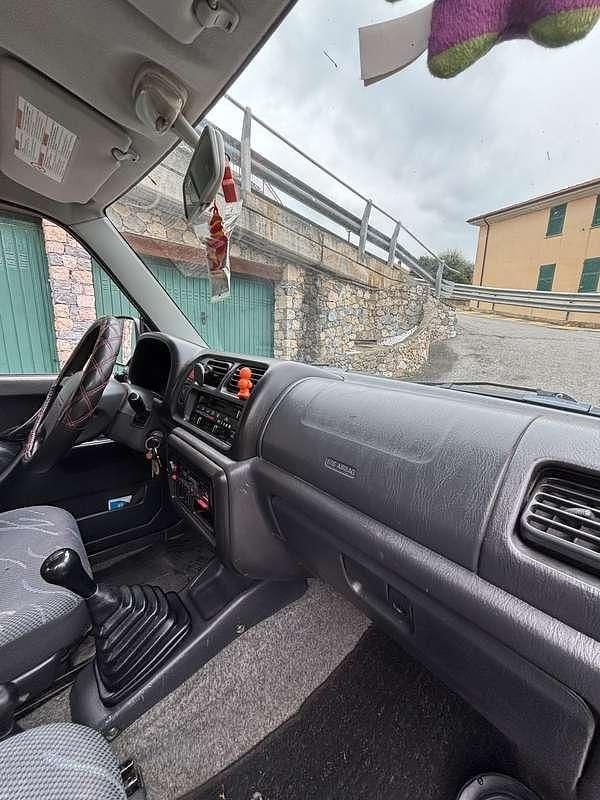 Usata Suzuki Jimny 82 CV (60 kW) 2002 SUV