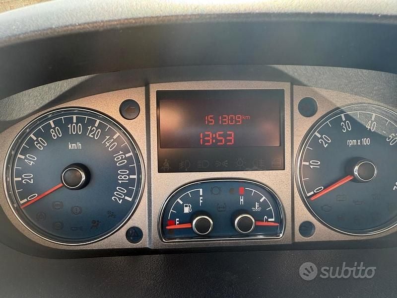 Usata Lancia Musa 2010 Blu Monovolume