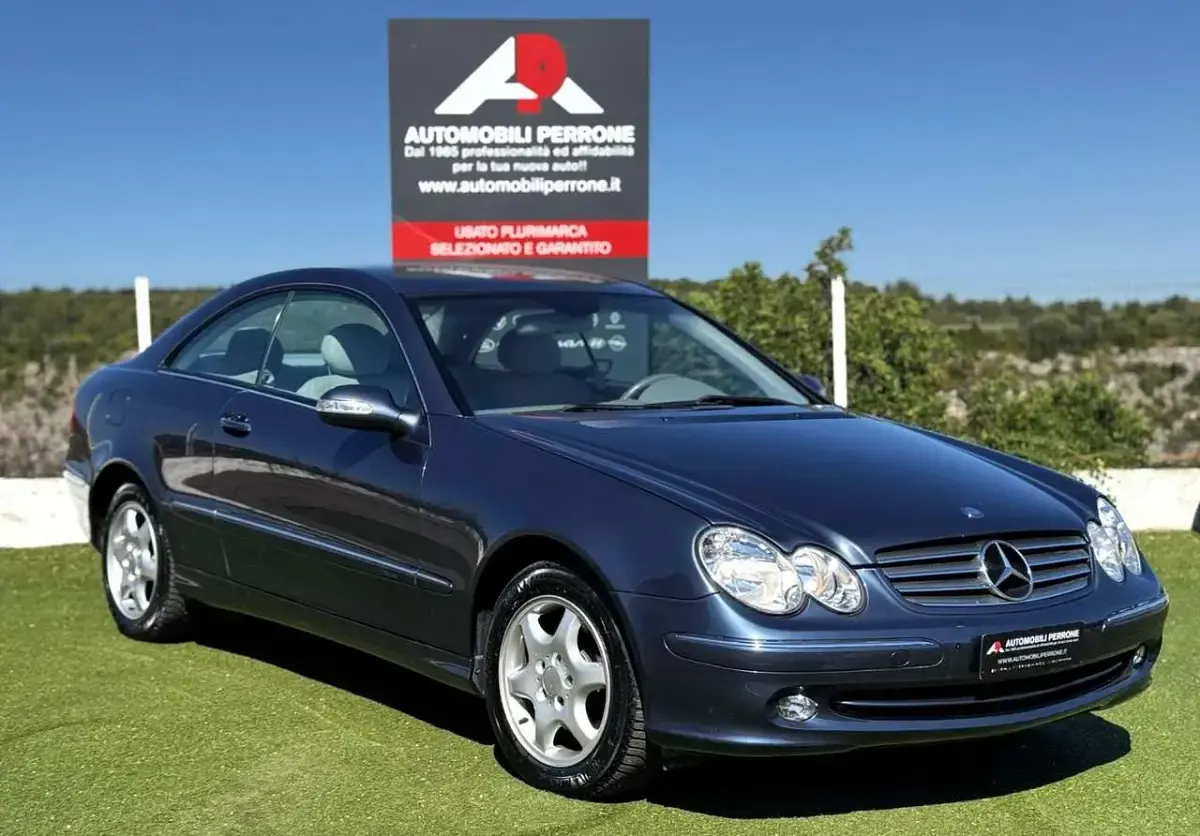 Usata Mercedes CLK320 Elegance 218 CV (160 kW) 2002 Blu Coupé