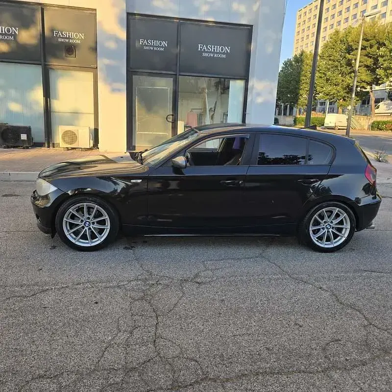 Usata BMW 120 163 CV (119 kW) 2005 Utilitaria