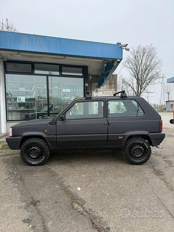 Usata Fiat Panda 4x4 50 CV (36 kW) 1991 Nero Utilitaria