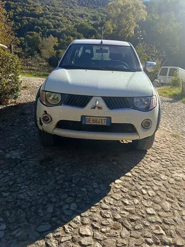 Usata Mitsubishi L200 Instyle 116 CV (85 kW) 2006 Pick-up