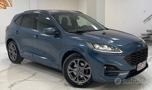 Usata Ford Kuga ST-Line 120 CV (88 kW) 2023 Blu SUV