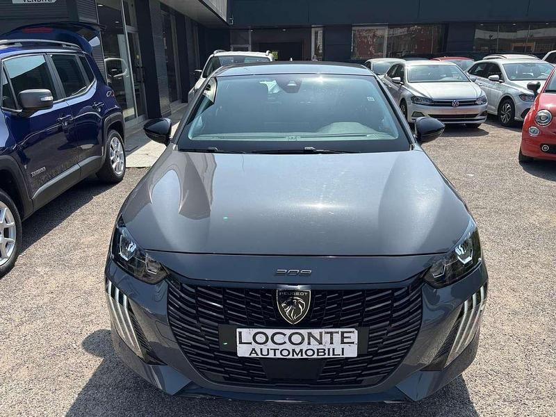 Usata Peugeot 208 Allure 101 CV (74 kW) 2025 Grigio Utilitaria