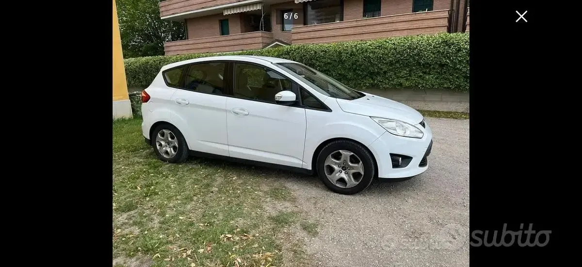 Usata Ford C-MAX 95 CV (69 kW) 2015 Monovolume