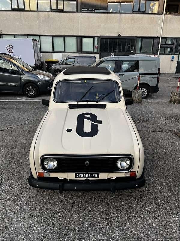 Usata Renault R4 46 CV (33 kW) 1984 Nero Berlina