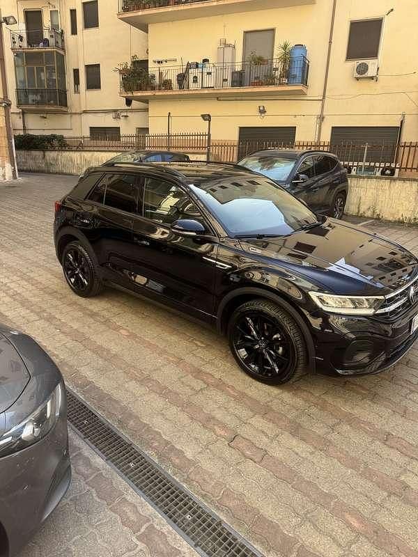 Usata VW T-Roc R-line 116 CV (85 kW) 2023 SUV