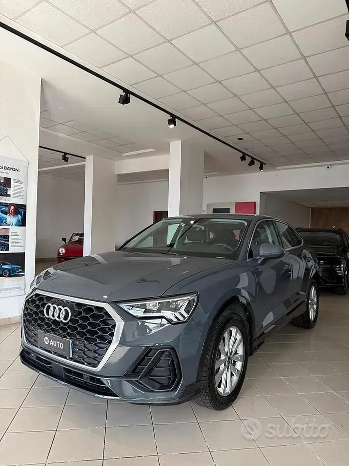 Usata Audi Q3 Business Plus 150 CV (110 kW) 2021 Grigio SUV