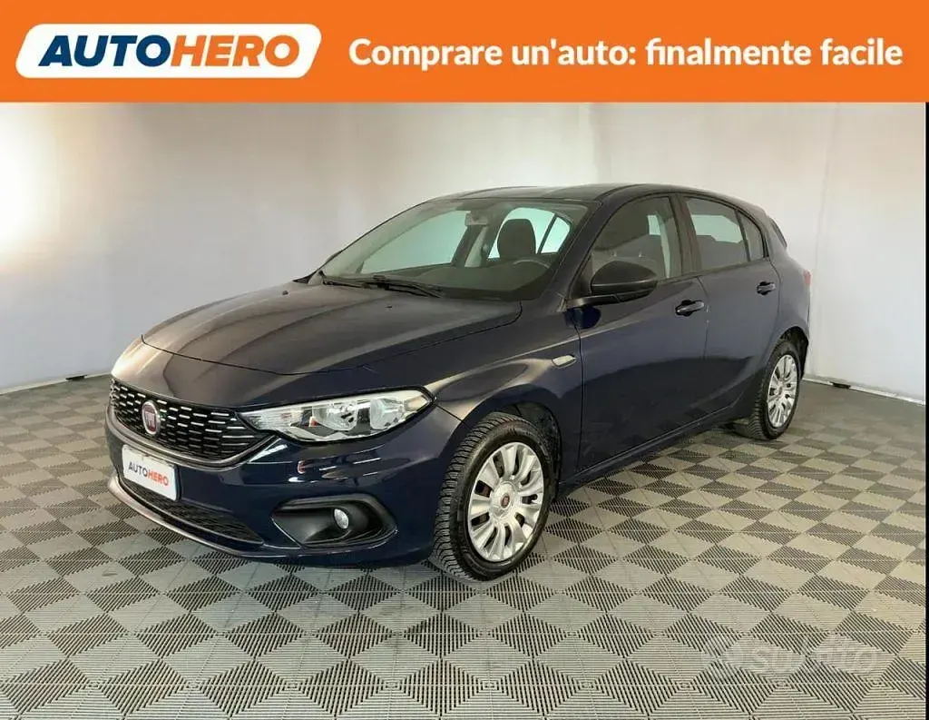 Begagnad Fiat Tipo Easy 95 HK (69 kW) 2017 Sedan