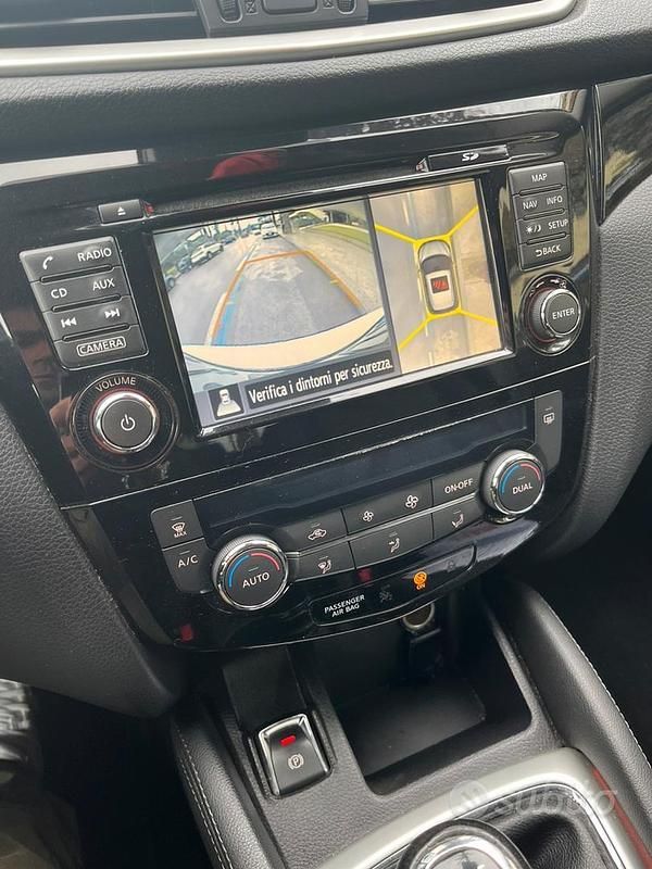 Usata Nissan Qashqai 360º 110 CV (80 kW) 2015 Bianco SUV