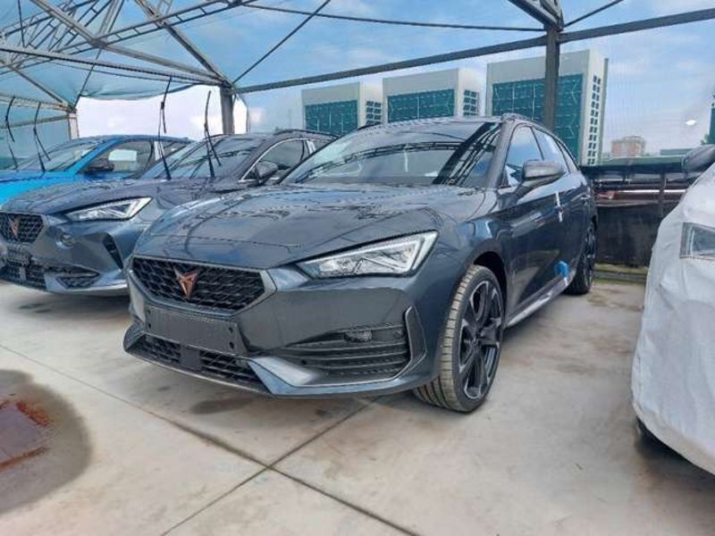 Nuova 2025 Cupra Leon VZ | 39.383 € (Super prezzo) - Immagine 1/4