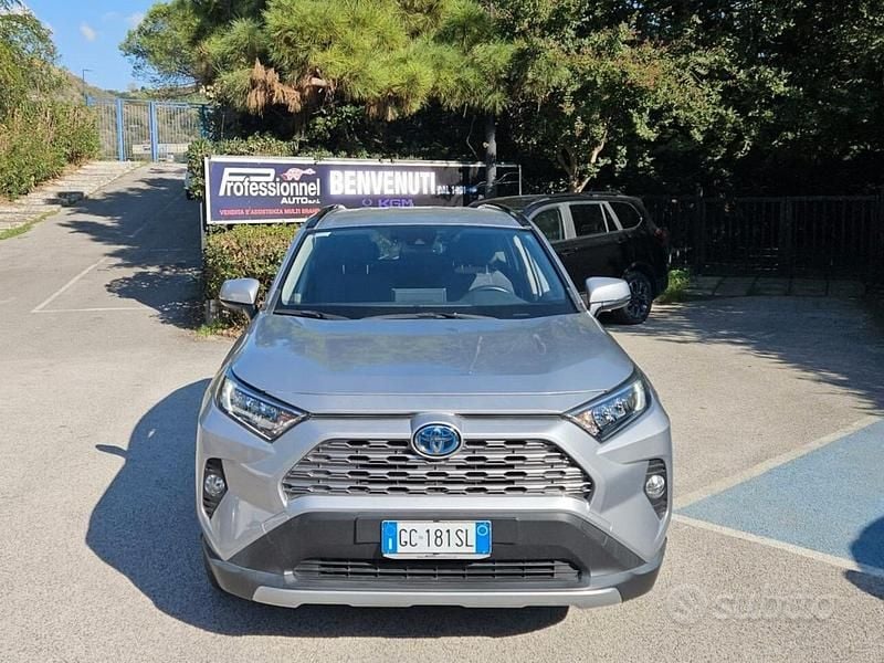 Usata Toyota RAV4 Hybrid 218 CV (160 kW) 2020 Grigio SUV