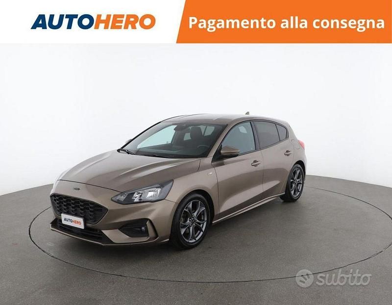Usata Ford Focus ST-Line 125 CV (91 kW) 2020 Oro Berlina