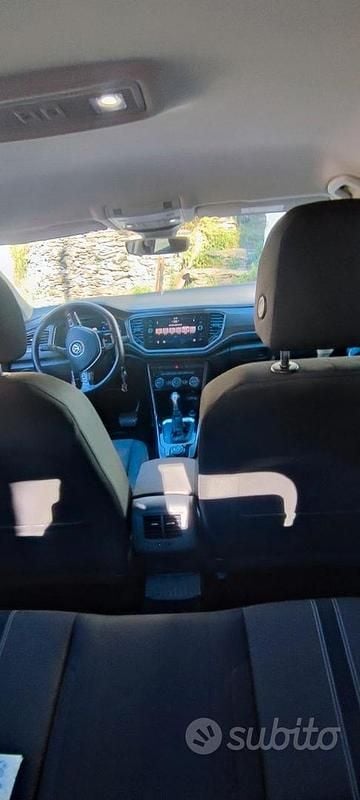 Usata VW T-Roc 150 CV (110 kW) 2017 Bianco SUV
