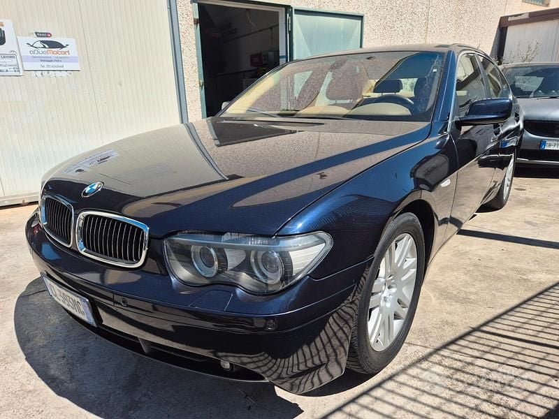 Usata BMW 730 218 CV (160 kW) 2004 Blu Berlina