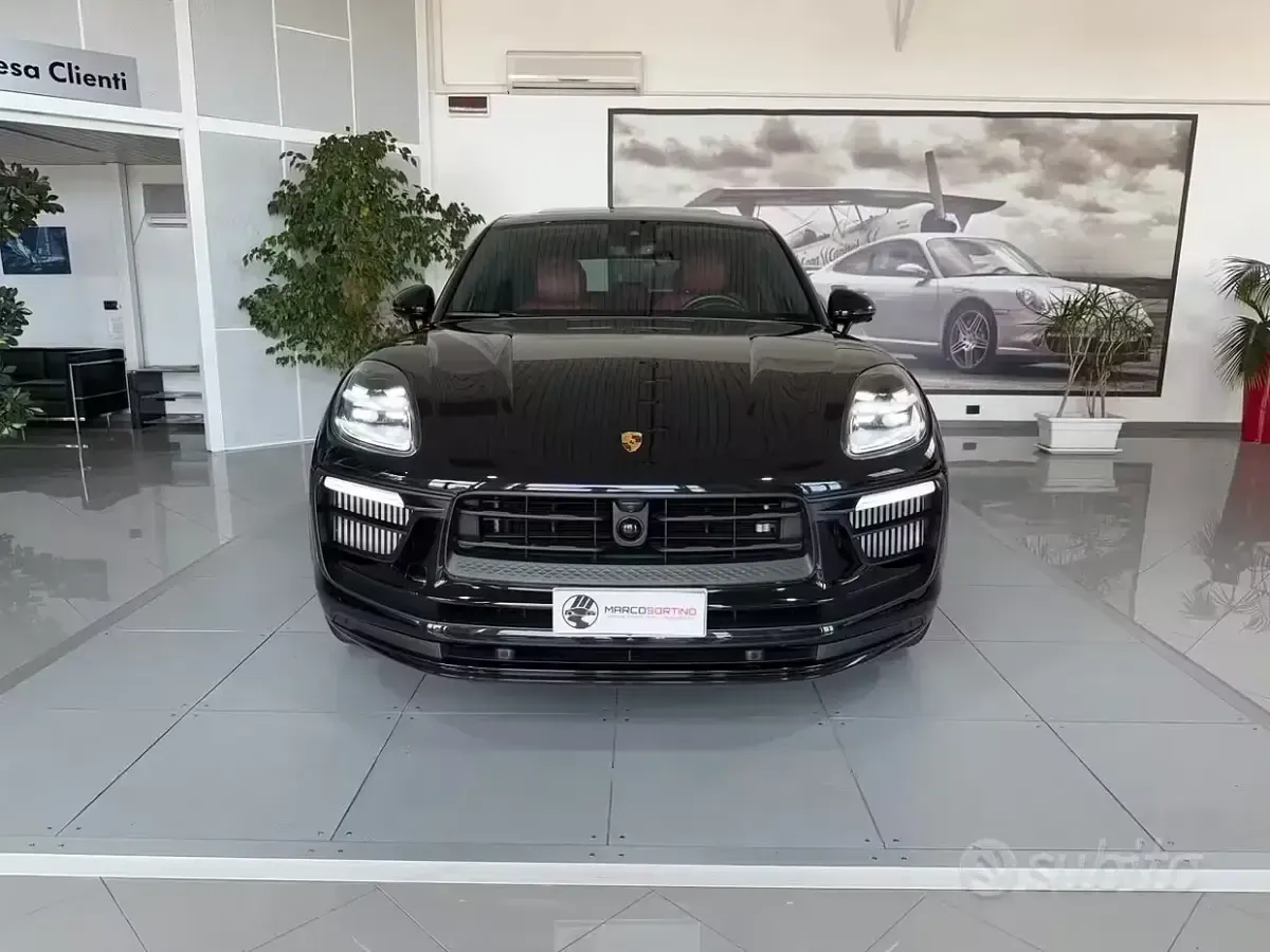 Usata Porsche Macan 441 CV (324 kW) 2022 Nero SUV