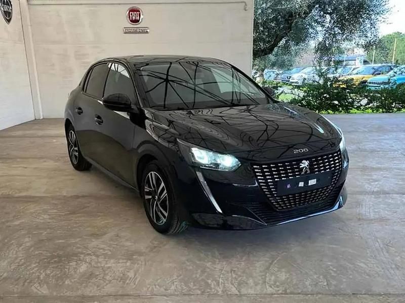 Usata Peugeot 208 Allure 101 CV (74 kW) 2024 Nero Utilitaria