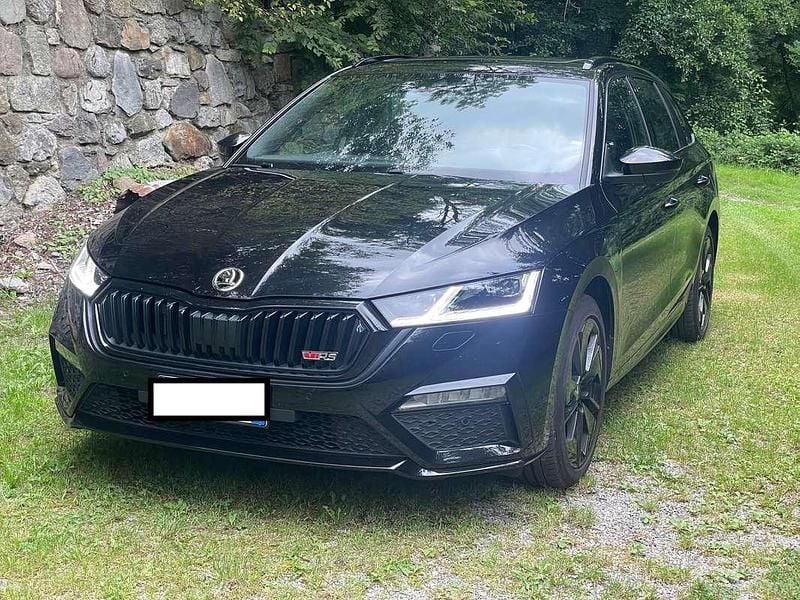 Usata Skoda Octavia RS 245 CV (180 kW) 2023 Nero Station wagon