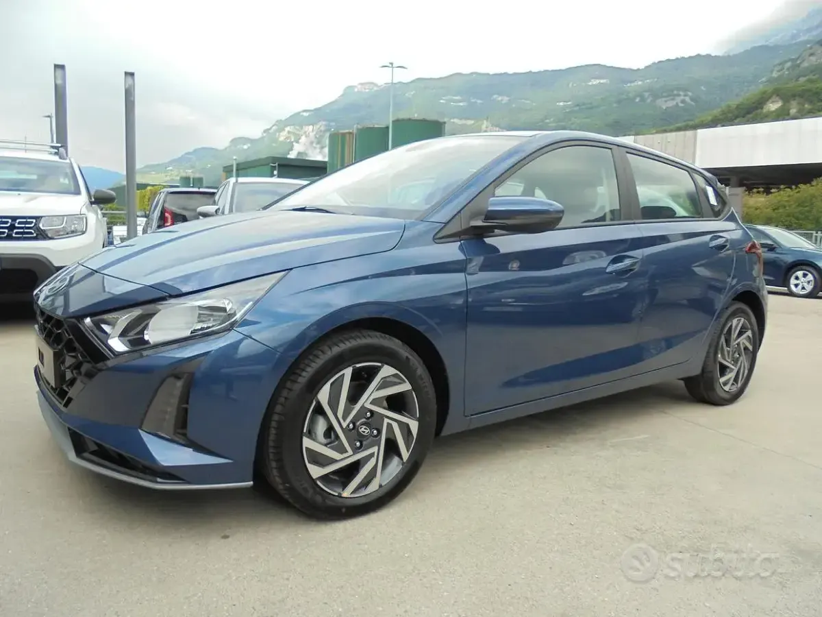 Nuova Hyundai i20 100 CV (73 kW) 2026 Blu Utilitaria