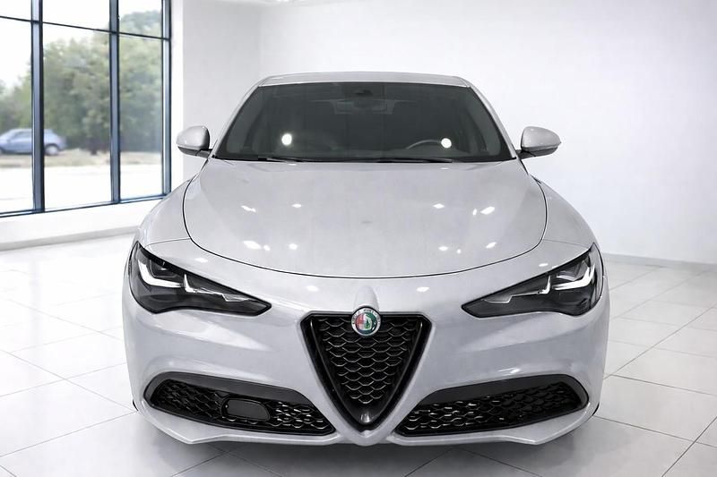 Usata Alfa Romeo Stelvio Veloce 210 CV (154 kW) 2024 Grigio moonlight SUV