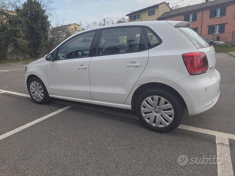 Usata VW Polo Comfortline 69 CV (50 kW) 2013 Bianco Utilitaria