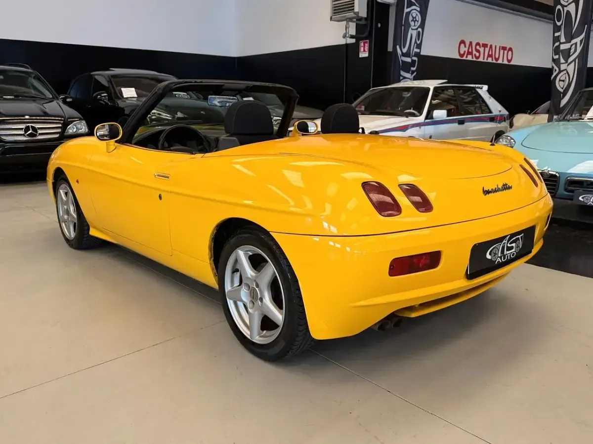 Usata Fiat Barchetta 131 CV (96 kW) 1996 Giallo Cabrio