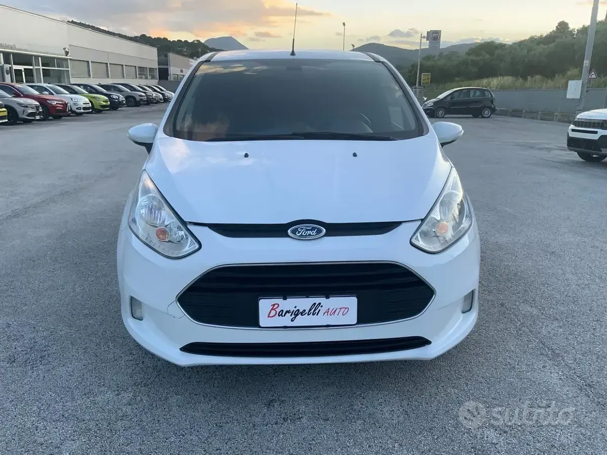 Usata Ford B-MAX Business Edition 75 CV (55 kW) 2016 Bianco Monovolume