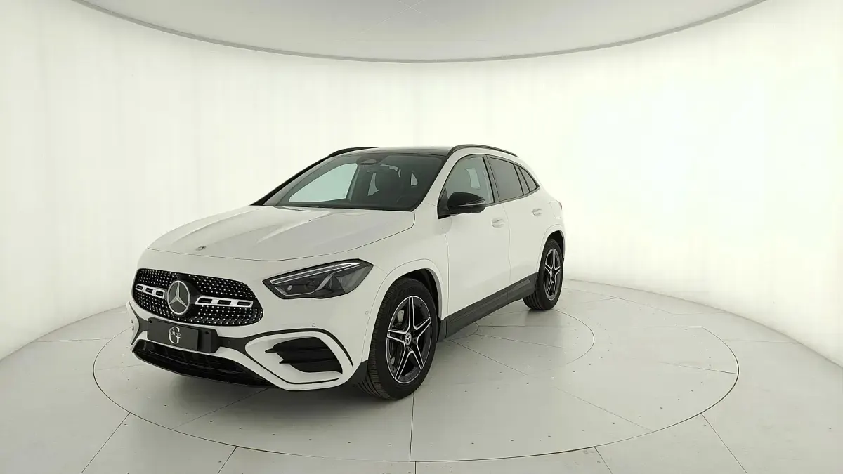 Usata Mercedes GLA200 150 CV (110 kW) 2025 SUV
